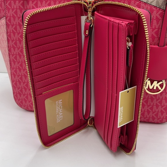 MICHAEL KORS
Leather Continental Wristlet Phone Case Wallet 
Electric Pink 
NWT - Picture 4 of 16
